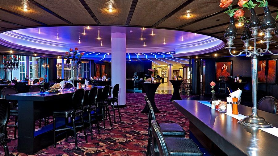 Hotel Oranje 5*